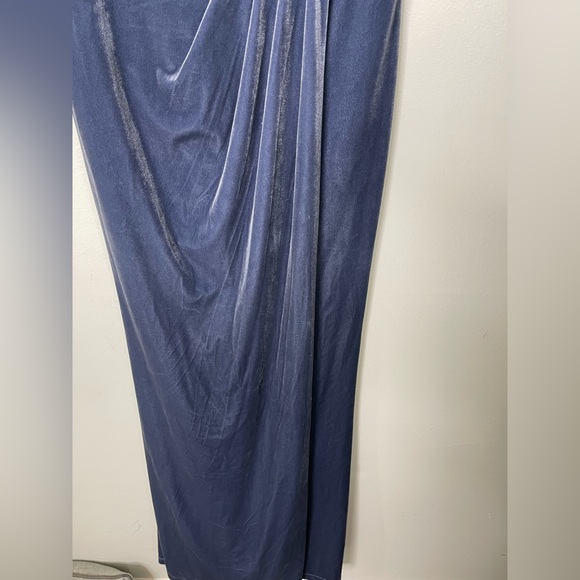 Revelry Giselle Velvet Wrap Gown Dress Sz 6 in Desert Blue - Picture 4 of 9